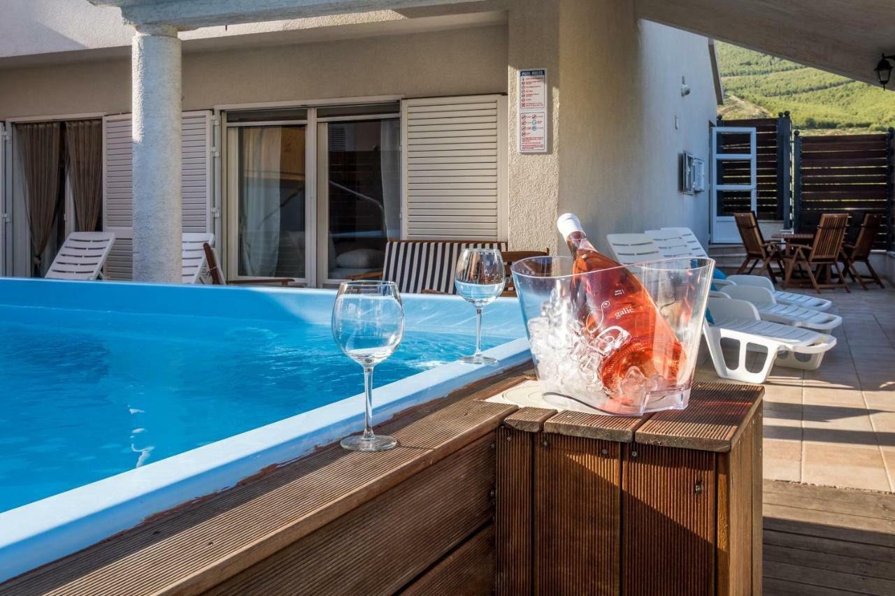 Holiday Home Harmony Žrnovnica المظهر الخارجي الصورة